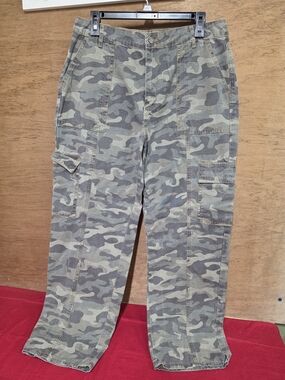 Sincerely Jules Ladies Camo Cargo Pants 13/31